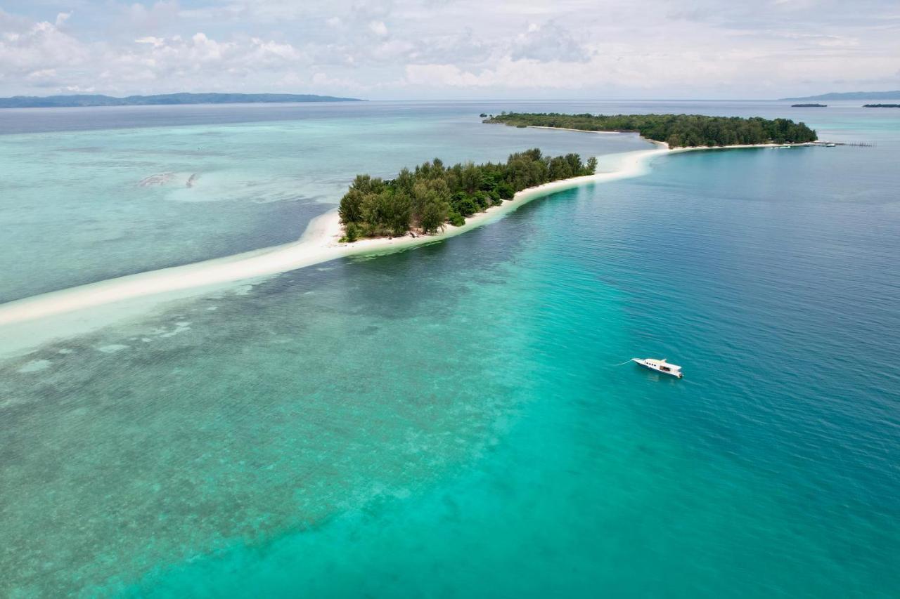 Metita Beach & Dive Resort Daruba ภายนอก รูปภาพ