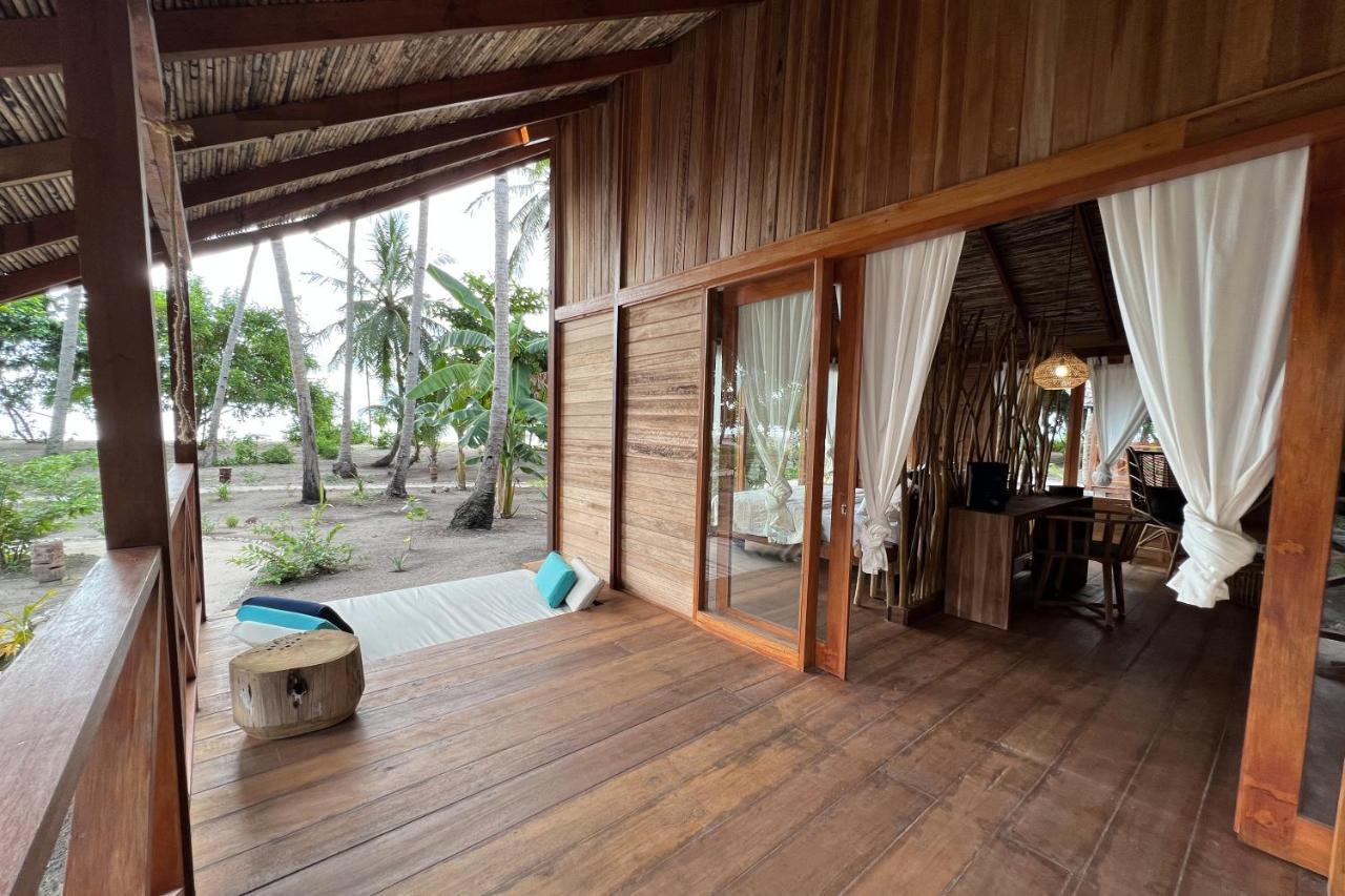 Metita Beach & Dive Resort Daruba ภายนอก รูปภาพ
