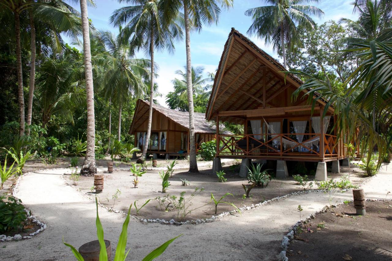 Metita Beach & Dive Resort Daruba ภายนอก รูปภาพ