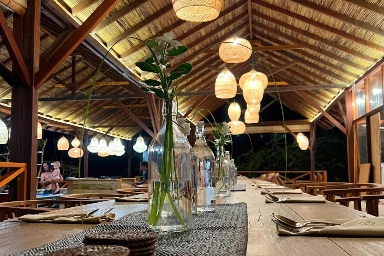 Metita Beach & Dive Resort Daruba ภายนอก รูปภาพ
